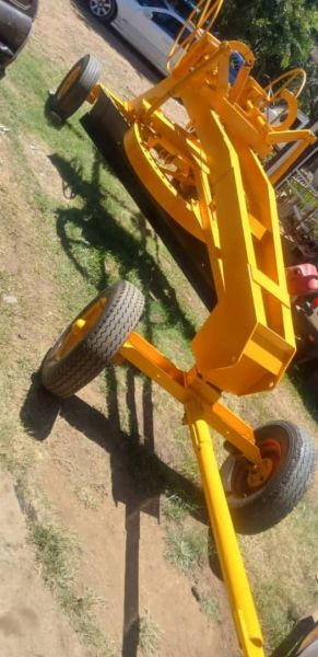 Tow Grader for sale