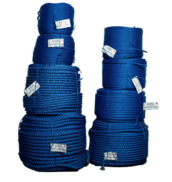 Essential Farm Cordage: Baling Twine, Cargo Nets & Utility Ropes