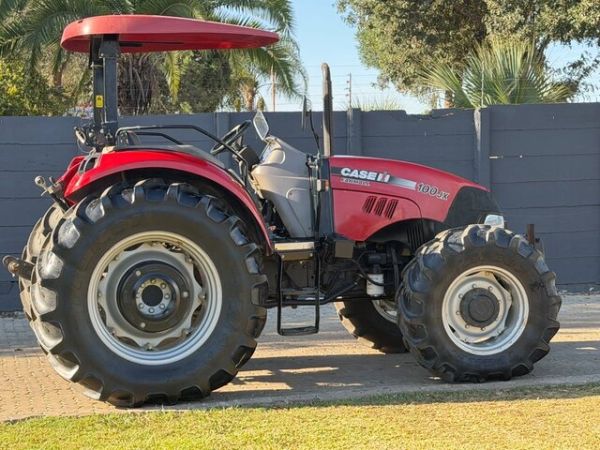 CASEJX100 tractor